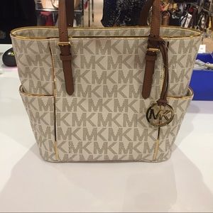 ‼️ flash sale️‼️Michael Kors Specchio Jetset