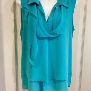 Tasteful Teal Top 🐬🐳