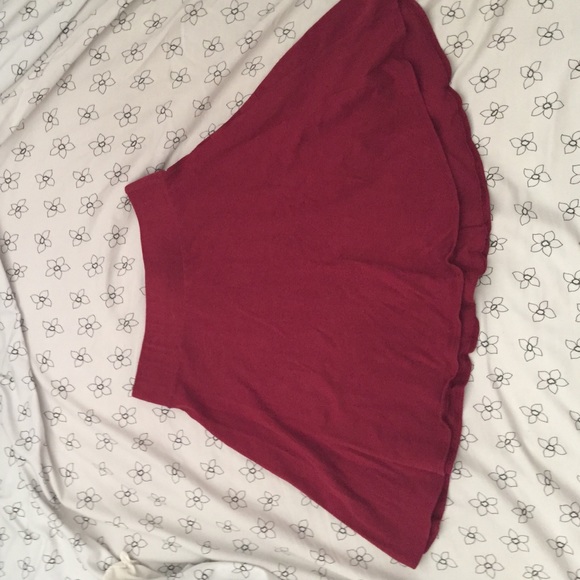 Charlotte Russe maroon skirt size small