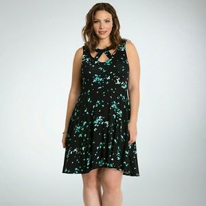 Sleeveless Torrid dress