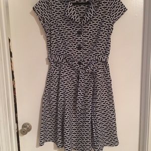 Cap sleeve, flared skirt shirt dress with pockets
