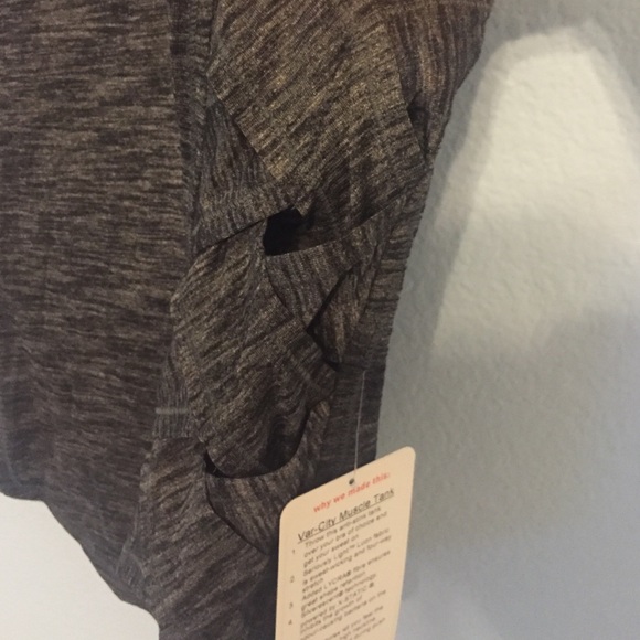 ❌SOLD❌Lululemon Var-City Muscle Tank - Picture 3 of 4