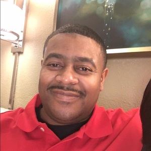 Meet your Posher, Larry