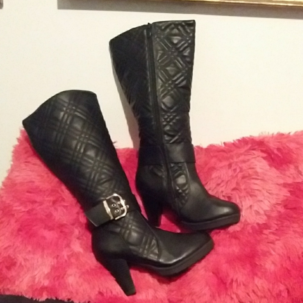 ELEGANT TOP Moda BLACK BOOT BRAND NWOT ( LISTING PRICE $45) - Picture 4 of 4