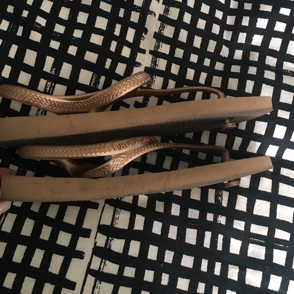 HAVAIANAS ROSE GOLD SANDALS - Picture 3 of 4