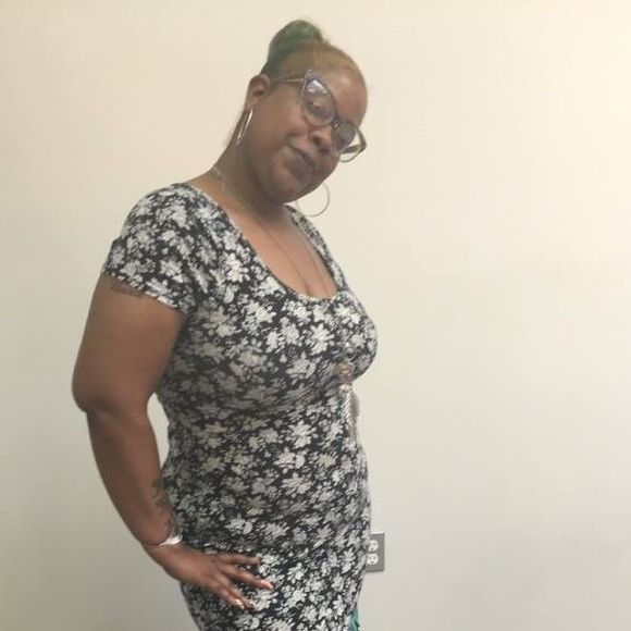 Meet your Posher, Vee - Picture 1 of 1