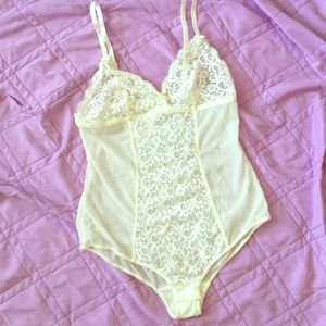 NWOT lace teddie