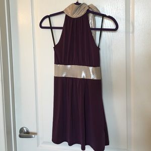 🔮 5 for $25/ 6 for $29 NWOT Purple & gold tunic