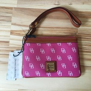 Dooney & Brouke wristlet