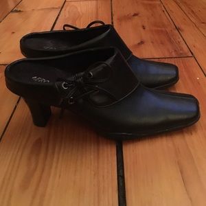 Aerosoles Black Heels! New!