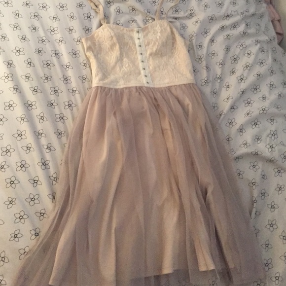 Lace/tulle cream Xhiliration dress size xs