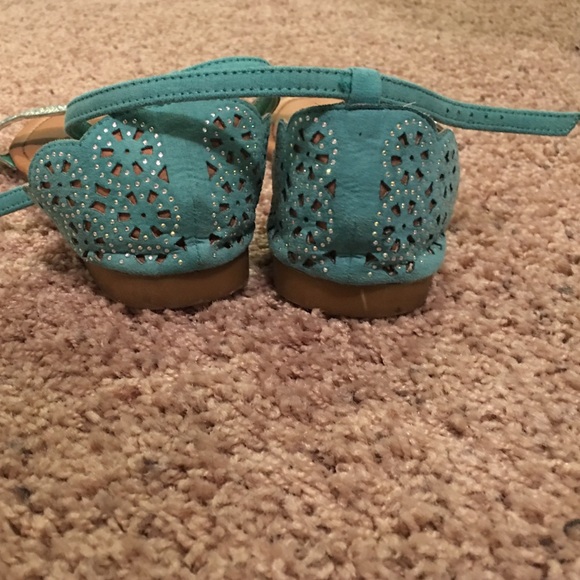 Teal sandals - Picture 3 of 3
