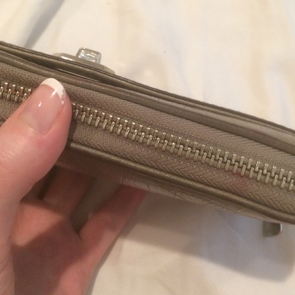 Coach Wallet - Picture 3 of 3