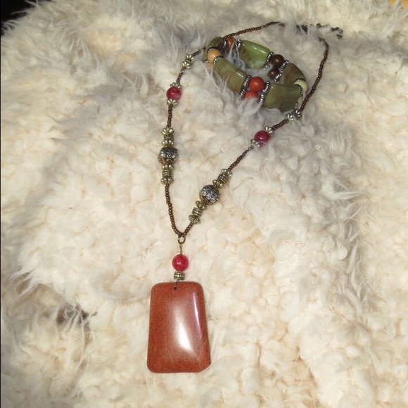Bracelet/necklace set