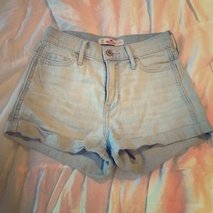 hollister high-waisted shorts • perfect condition