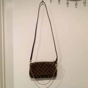 Louis Vuitton FAVORITE PM in Damier Canvas