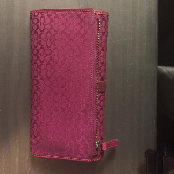 Coach Wallet - Picture 3 of 3