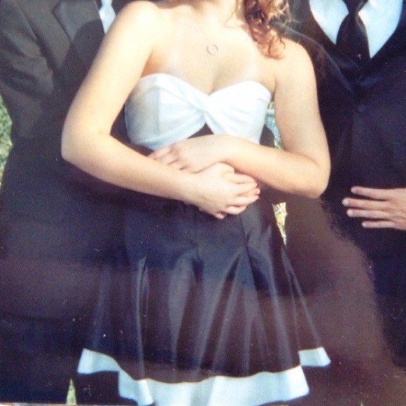 Jessica McClintock Dress - Picture 3 of 4