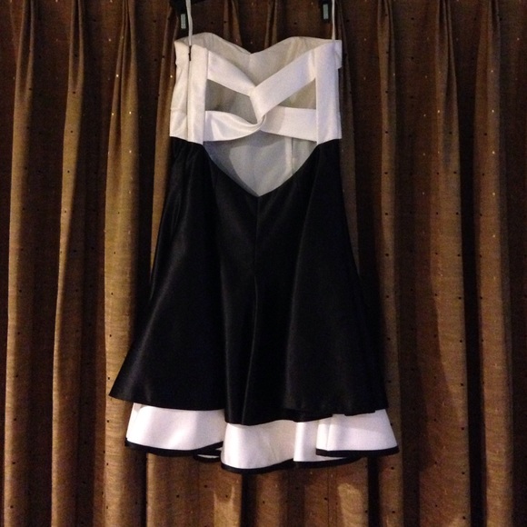 Jessica McClintock Dress - Picture 4 of 4