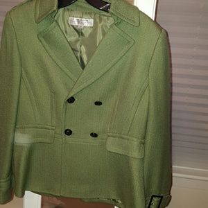 Tahari 2 piece suit.