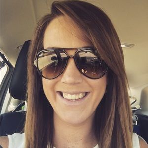 Meet your Posher, Amy