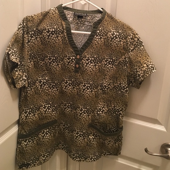 Like New Scrub Top