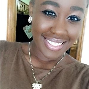 Meet your Posher, Brianna