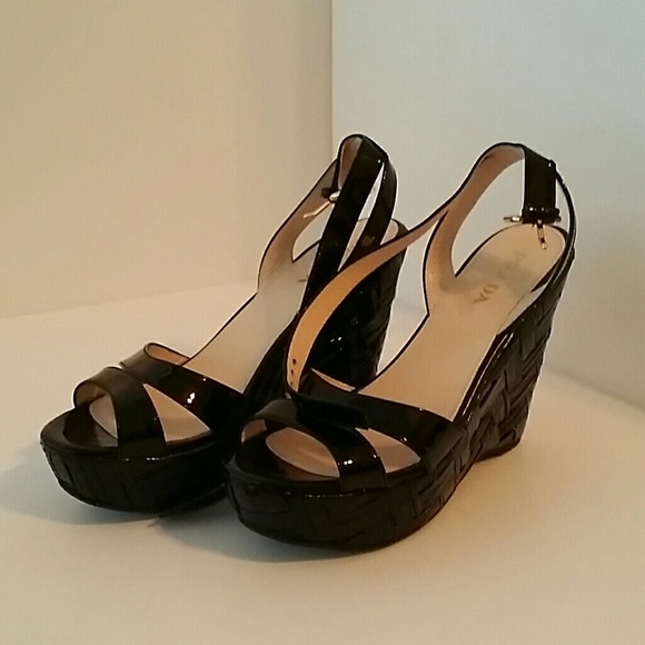 Prada  wedges - Picture 2 of 4