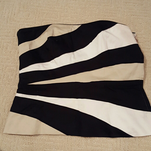 White house black market top