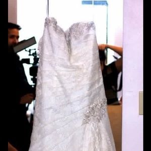 David's bridal lace ivory wedding dress