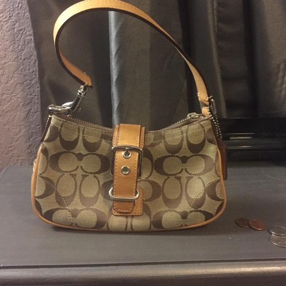 Coach Bag - Picture 1 of 3