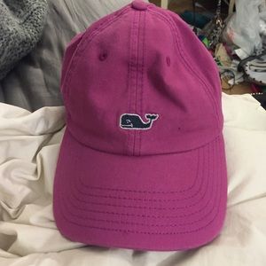 Never worn vineyard vines hat