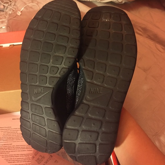 Women's Nike RosherRun Print - Picture 7 of 11