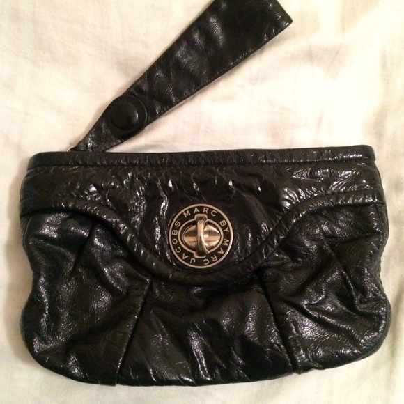 Dark Purple Leather Marc Jacobs clutch - Picture 1 of 4
