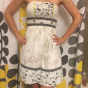 Summer floral strapless dress