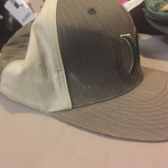 Hurley Hat - Picture 2 of 3