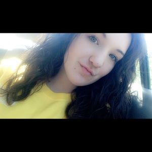 Meet your Posher, Abbie