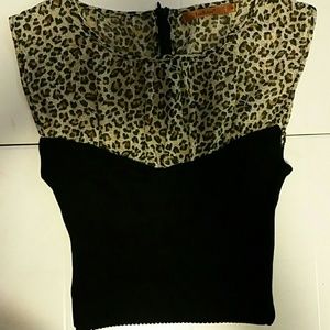 Belldini sleeveless top, with leopard print