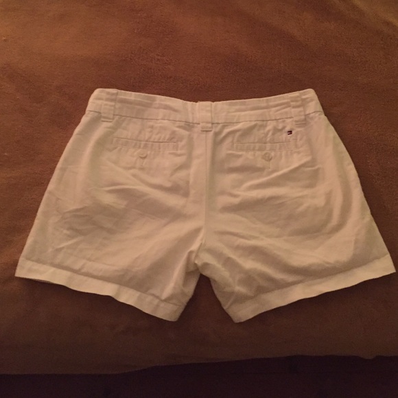 Tommy Hilfiger white shorts - Picture 2 of 3