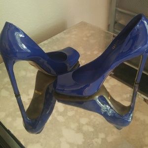 Colbolt blue gucci patent leather