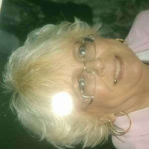 Meet your Posher, Catherine