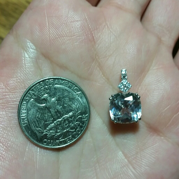 925 Sterling Silver 18k White Gold Topaz Pendant - Picture 3 of 4