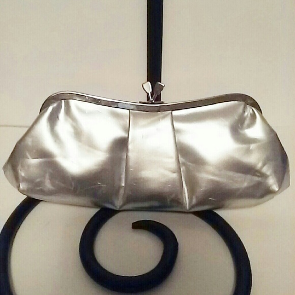 Purse - Picture 2 of 3