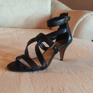 Vince Camuto heels❤️