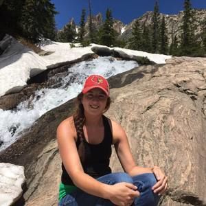 Meet your Posher, Alexis