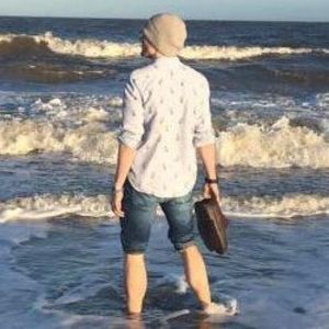 Meet your Posher, Jonathan