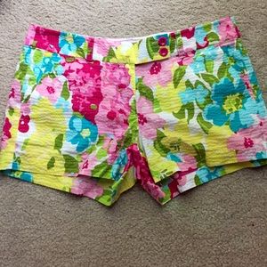 Vineyard Vines Floral Shorts