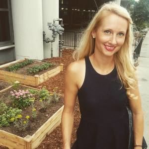 Meet your Posher, Pennie