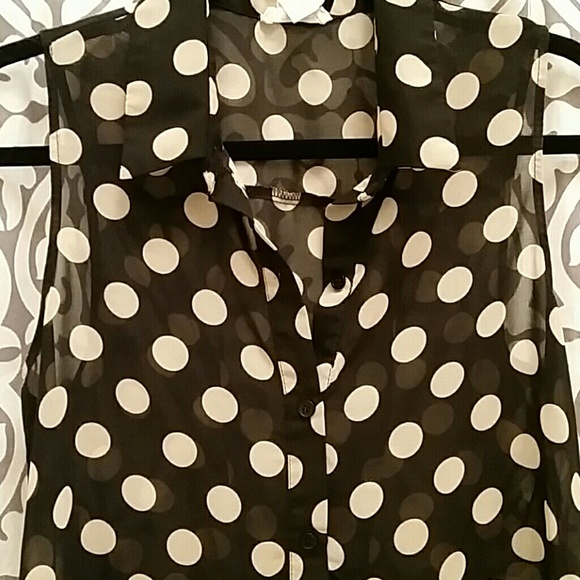 Hi-lo blouse - Picture 2 of 3