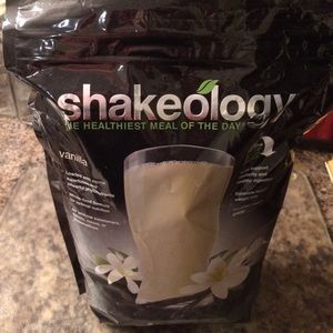 NWT Vanilla Shakeology